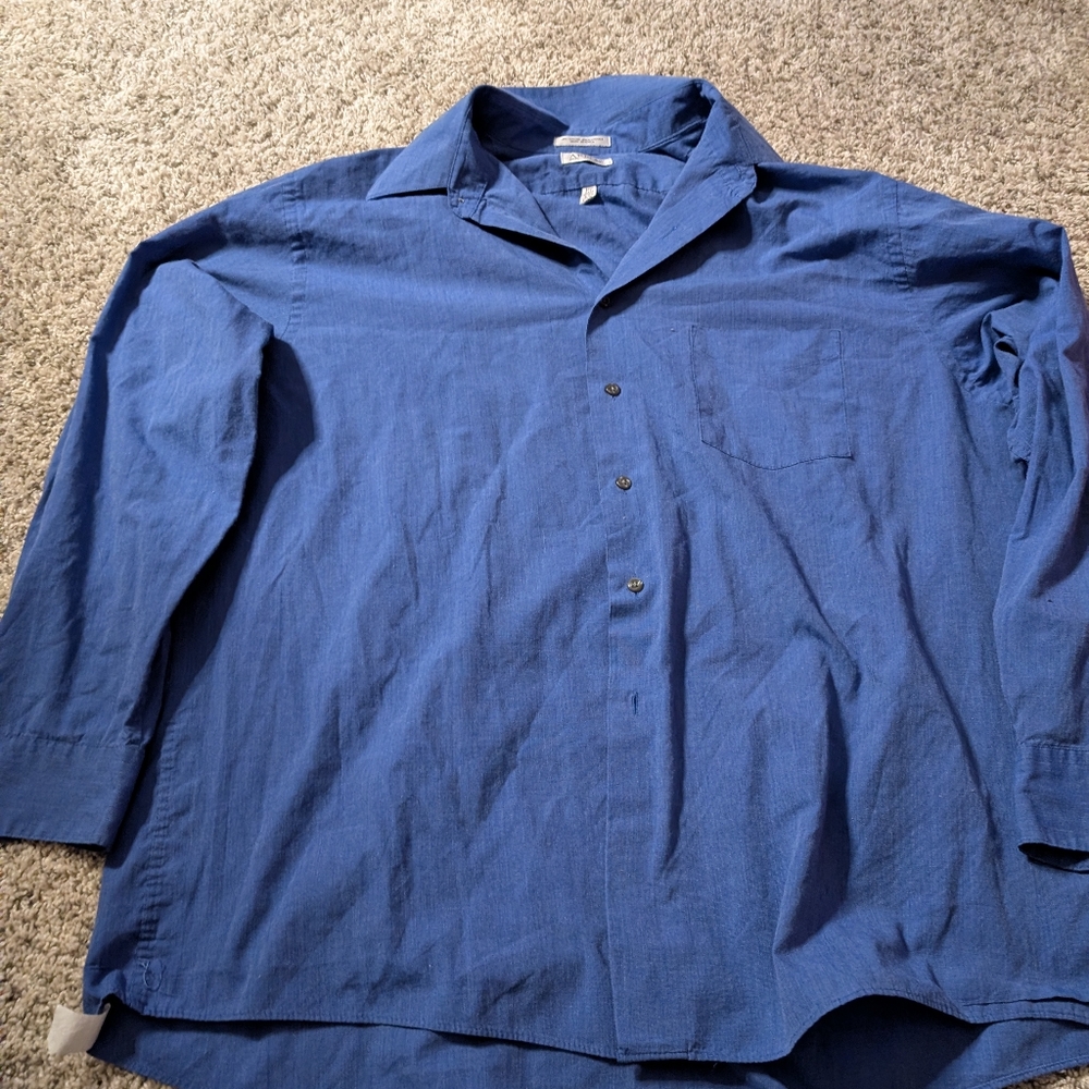 Men's arrow shirt